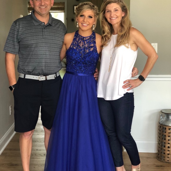 Prom Dress - Picture 2 of 6